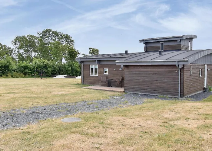 Dom wakacyjny Four-bedroom In Faaborg